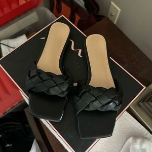 Braided black slides